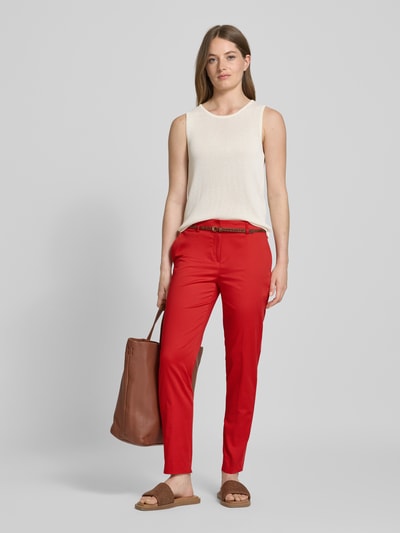Christian Berg Woman Slim Fit Stoffhose mit verkürztem Schnitt Rot 1