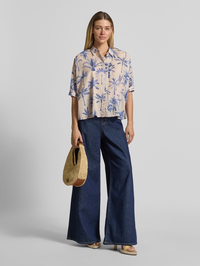Emily Van den Bergh Relaxed Fit Bluse im Allover-Look Sand 1