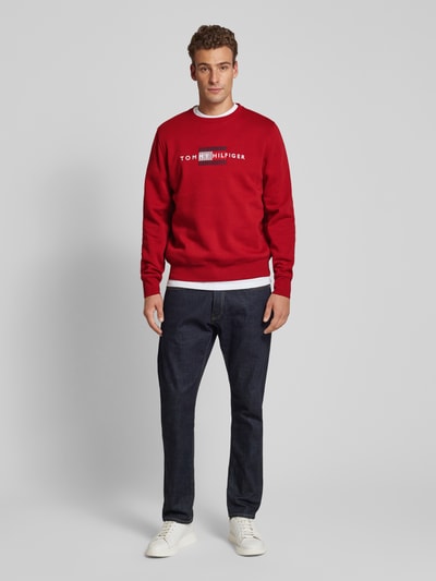 Tommy Hilfiger Sweatshirt mit Label-Stitching Dunkelrot 1