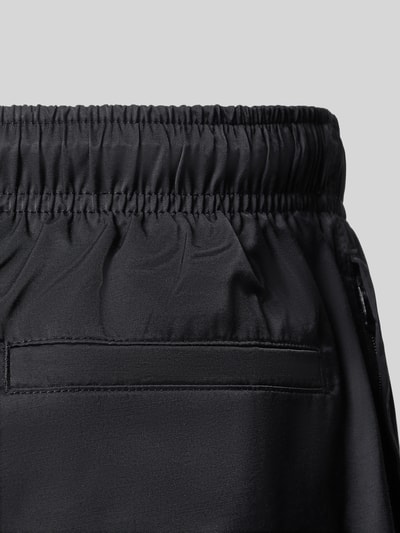 Produktfoto, Badehose mit elastischem Bund und Tunnelzug von MCNEAL in Schwarz aus Baumwoll-Mix, Regular-Fit, glatte Textur