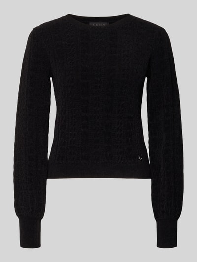 Produktfoto, Regular Fit Strickpullover mit Zopfmuster von GUESS in Schwarz, Strick-Optik, Rundhalsausschnitt, gerippte Abschlüsse, Logo-Emblem