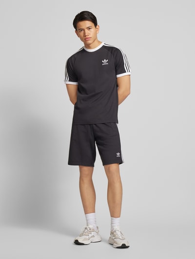 adidas Originals T-Shirt mit Label-Stitching Black 1