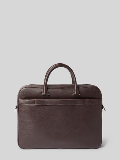 Produktfoto, braune Laptoptasche mit Label-Prägung Modell 'Ray_RP_S' von BOSS, glatte Oberfläche, schlichte Form, Herren Laptoptasche.
