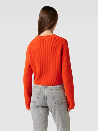 Emily Van den Bergh Strickpullover mit geripptem Rundhalsausschnitt Orange 5