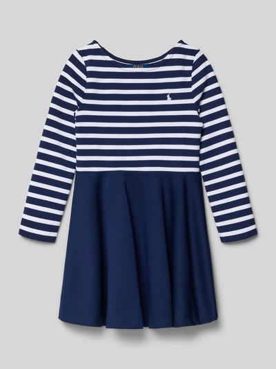 Productfoto, Jurk met ronde hals en labelstitching van Polo Ralph Lauren Kids, materiaalmix met viscose, A-lijn, marineblauw met witte strepen. Ruglengte maat 116: 58 cm, mouwlengte: 42 cm.