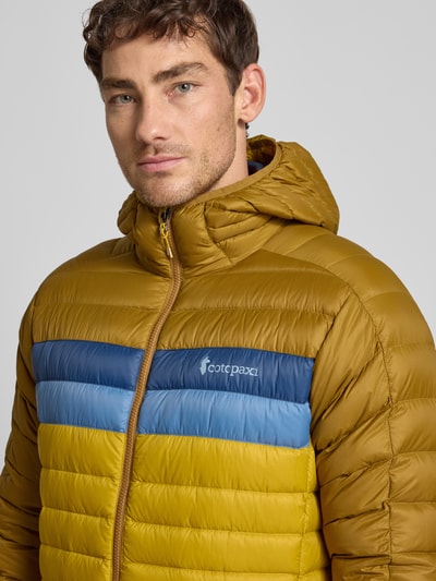 Cotopaxi Daunenjacke mit Kapuze Gold 3