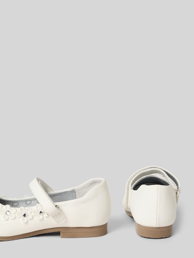 Produktfoto, Ballerina mit Zierbesatz von Happy Girls in Weiß, spitze Form, Klettverschluss, strukturierte Sohle, Absatzhöhe 1 cm, Schafthöhe 3 cm, Schaftweite 5 cm, Kinder Ballerina