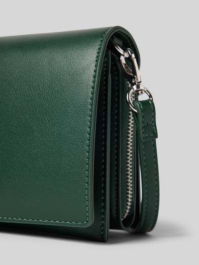 VALENTINO BAGS Handtasche mit Label-Applikation Modell 'EMBER' Dunkelgruen 2