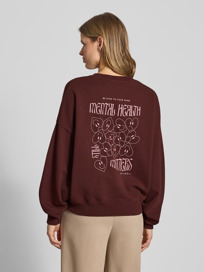 OH APRIL Oversized sweatshirt met labelstitching Chocoladebruin - 5