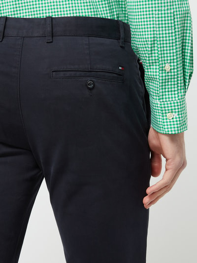 Tommy Hilfiger Slim Fit Chino mit Stretch-Anteil Modell 'Bleecker' Marine 3