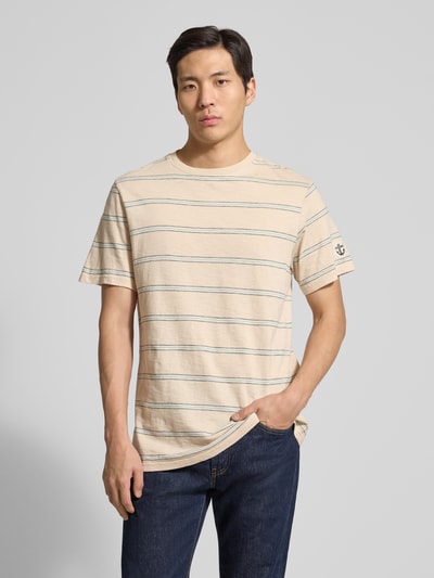 GUESS T-Shirt mit Rundhalsausschnitt und Label-Patch Beige 4