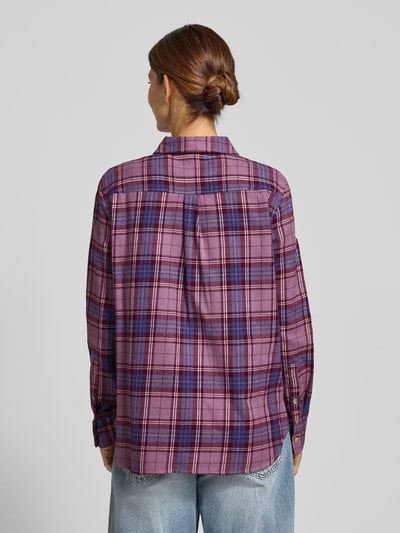 Christian Berg Woman Relaxed Fit Hemdbluse mit Brusttasche Flieder 5