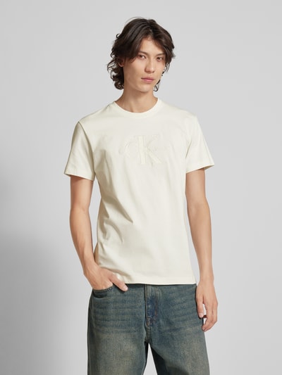 Calvin Klein Jeans T-shirt z okrągłym dekoltem Złamany biały 4