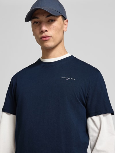 Tommy Jeans Slim fit T-shirt van puur katoen Model 'LINEAR CHEST TEE' Marineblauw - 3