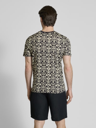 MCNEAL T-shirt ze wzorem na całej powierzchni i okrągłym dekoltem Czarny 5