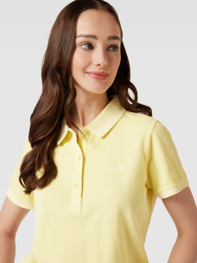 Gant Poloshirt mit kurzer Knopfleiste Modell 'Sunfaded' Hellgelb 3