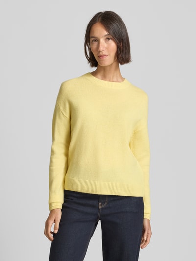 Christian Berg Woman Wollpullover mit Rundhalsausschnitt Hellgelb 4
