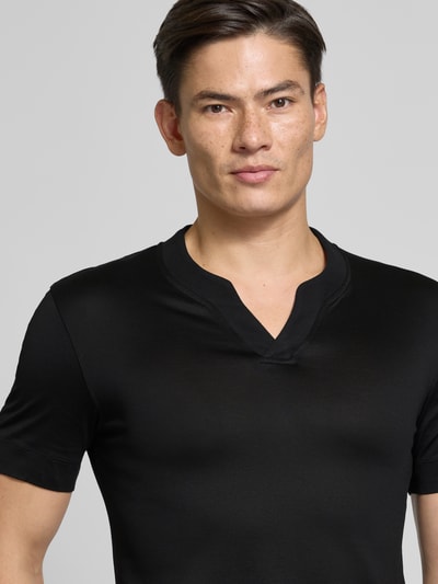 Emporio Armani T-Shirt mit V-Ausschnitt Black 3