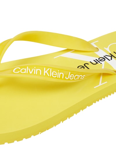 Calvin Klein Jeans Teenslippers met merkopschrift Geel - 2