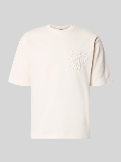 Produktfoto, cremefarbenes T-Shirt aus Bio-Baumwolle mit Stitching von JAKE*S STUDIO MEN, Regular Fit, Rundhalsausschnitt, glatte Textur.