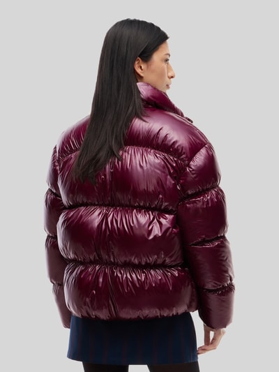 Tommy Jeans Regular Fit Steppjacke mit Label Stitching Bordeaux 5