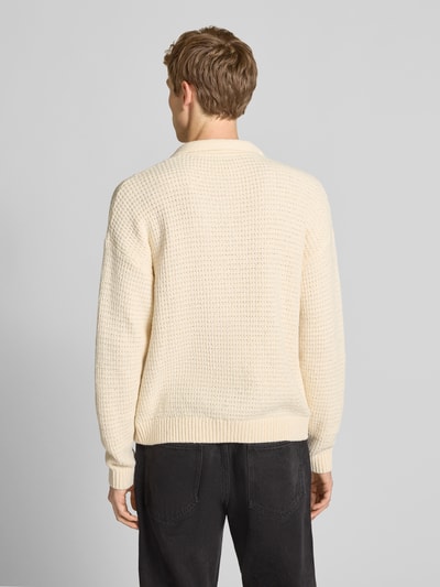 REVIEW Strickpullover mit Label-Stitching Ecru 5