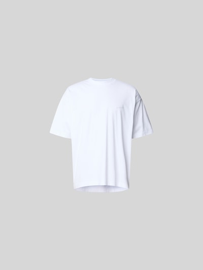 Produktfoto, Oversized T-Shirt aus reiner Baumwolle von VETEMENTS in Weiß, lockere Form, Stehkragen, dezentes Label-Stitching