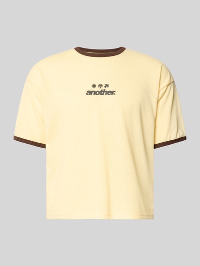 Produktfoto, T-Shirt mit Label-Print und Rundhalsausschnitt von ANOTHER COTTON LAB in Gelb-Braun, Relaxed-Fit aus Reine Baumwolle, Herren, Rückenlänge 62 cm bei Größe M