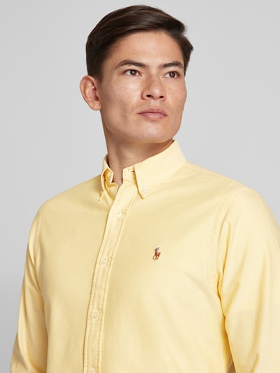Polo Ralph Lauren Koszula casualowa o kroju custom fit z kołnierzykiem typu button down Żółty 3