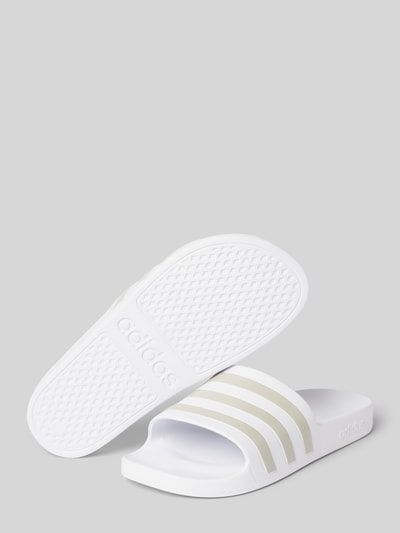 ADIDAS SPORTSWEAR Slides mit Label-Details Modell 'ADILETTE AQUA' Weiss 4