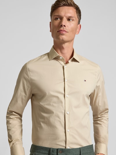 Tommy Hilfiger Tailored Koszula biznesowa o kroju slim fit z mieszanki bawełny Beżowy 3