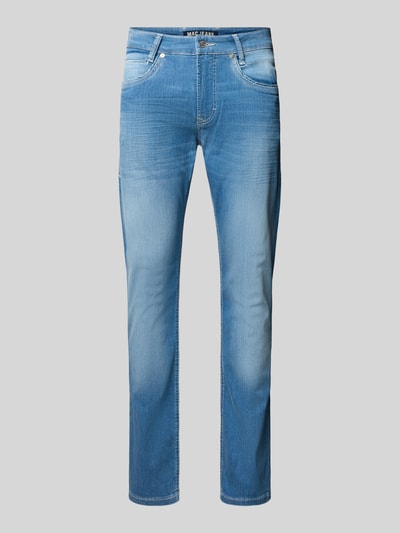 Produktfoto, Regular Fit Jeans aus Baumwoll-Mix von MAC in hellem Blau mit 5-Pocket-Design, Knopf- und Reißverschluss, Kontrastnähte, Label-Patch, Bundweite 43 cm, Innenbeinlänge 85 cm.