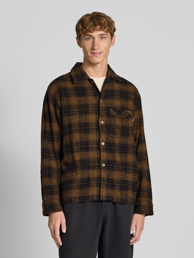 REVIEW Regular Fit Freizeithemd mit Kentkragen Mittelbraun 4