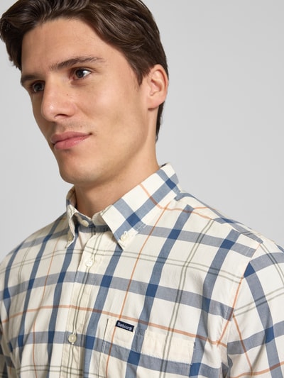 Barbour Regular Fit Freizeithemd aus reiner Baumwolle Sand 3