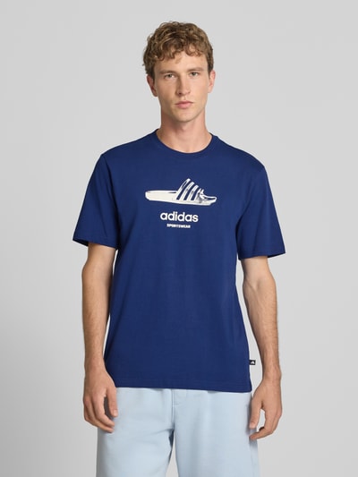 adidas Sportswear t-shirt o kroju regular fit z czystej bawełny model 'SLIDE' Granatowy 4