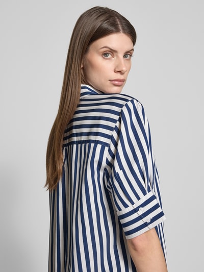 Brax Relaxed fit overhemdblouse van viscosemix met 1/2-mouwen, model 'Vic' Marineblauw - 3
