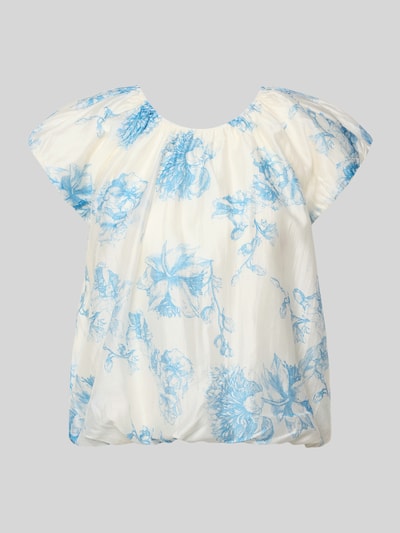 Produktfoto, Regular Fit Bluse aus Lyocell-Mix Modell 'Evangelia' von MSCH Copenhagen, floraler Allover-Print in Blau auf Weiß, kurzärmelig, Falten-Optik, zarte Textur