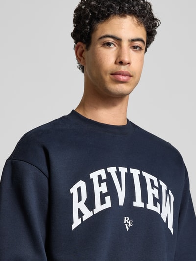 REVIEW Sweatshirt mit Varsiety Embleme Marine 3