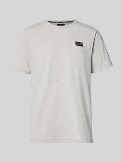 Produktfoto, T-Shirt mit Label-Details und Rundhalsausschnitt von PME Legend, mieszanka bawełny i elastanu, krój regular fit, jasno szary, prosty krój, widoczne detale z logo, długość tyłu w rozmiarze M: 70 cm
