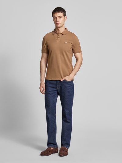 s.Oliver RED LABEL Regular Fit Poloshirt aus Baumwoll-Piqué Mittelbraun 1