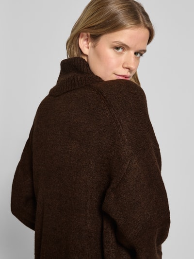 Gina Tricot Sweter z dzianiny o kroju oversized z golfem Średniobrązowy 3