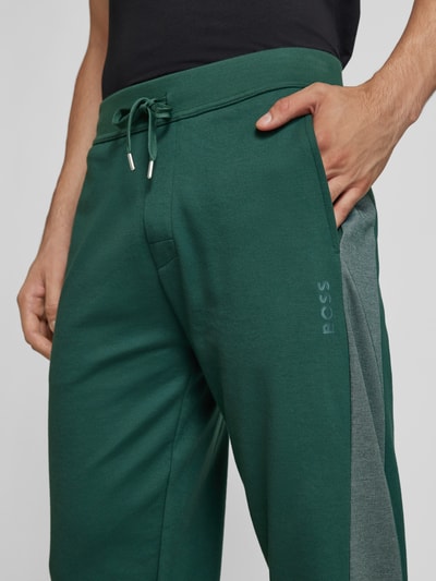 BOSS Tapered fit sweatbroek met tunnelkoord Groen - 3