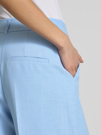 s.Oliver BLACK LABEL Regular Fit Bundfaltenhose mit weitem Bein aus Twill Bleu 3