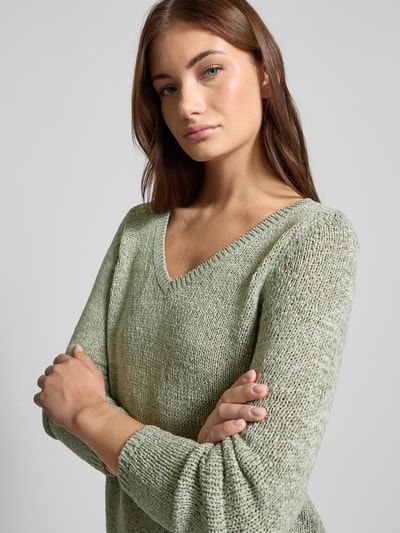 Only Regular Fit Strickpullover mit V-Ausschnitt Modell 'GEENA' Schilf 3