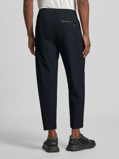 BOSS Green Tapered Fit Hose mit Tunnelzug Modell 'CONVERT PLEAT' Black 5
