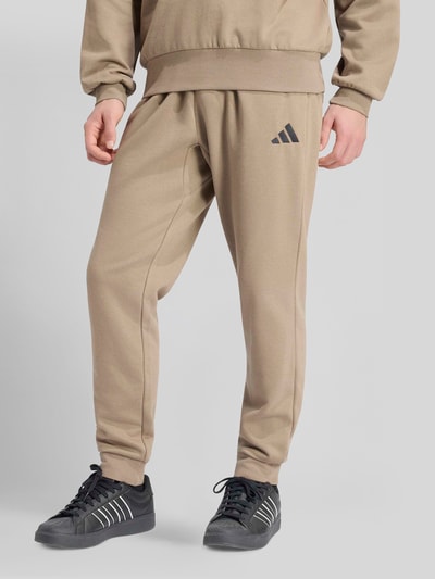adidas Sportswear Regular Fit Sweathose aus Baumwoll-Mix Khaki 3
