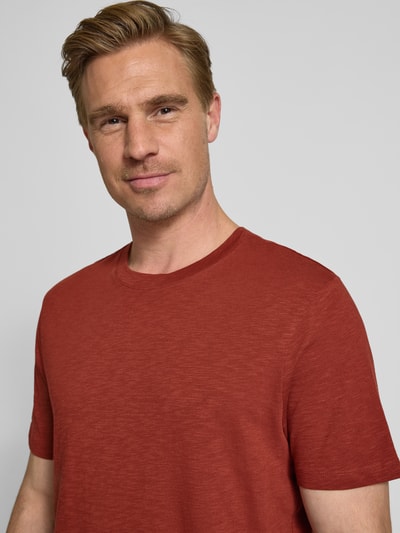 MCNEAL T-shirt o kroju regular fit z okrągłym dekoltem Ciemnoczerwony 3