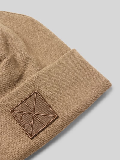 CK Calvin Klein Mütze aus Viskose-Mix mit Logo-Patch Modell 'Bea' Taupe 2