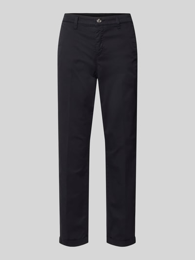 Produktfoto, schwarze Chino mit Eingrifftaschen von MAC aus Baumwoll-Elasthan-Mix, Regular Fit, sichtbare Struktur, dezente Gesäßtaschen