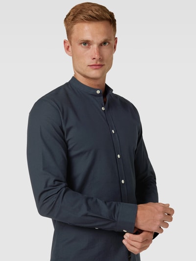 Lindbergh Koszula casualowa o kroju slim fit z kołnierzykiem typu button down model ‘Oxford’ Czarny 3